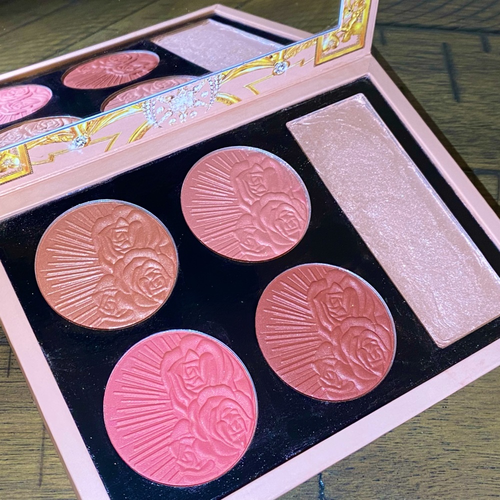 Pat McGrath Labs Divine Blush + Glow Palette
